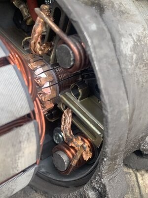 ЭГУР (старый щетки).jpeg