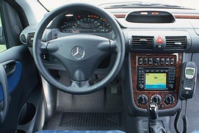 Mercedes-Benz-Vaneo-W-414-729x486-434b705e19a30a1f.jpg